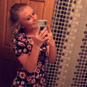 Meet your Posher, Jenna